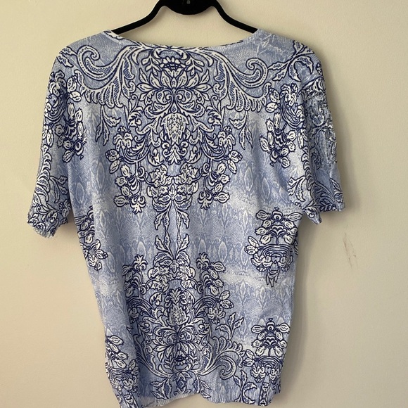 Blue Floral Women's Blouse - Picture 3 of 5